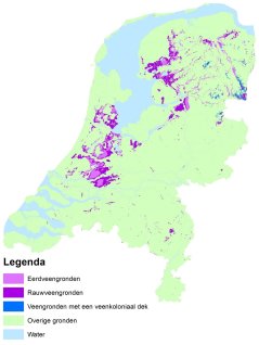 Voorkomen van veengronden (links) en moerige gronden in Nederland. De gronden in de lagere delen van Nederland worden onderzocht in het NOBV. Bron: Bodemkaart van Nederland