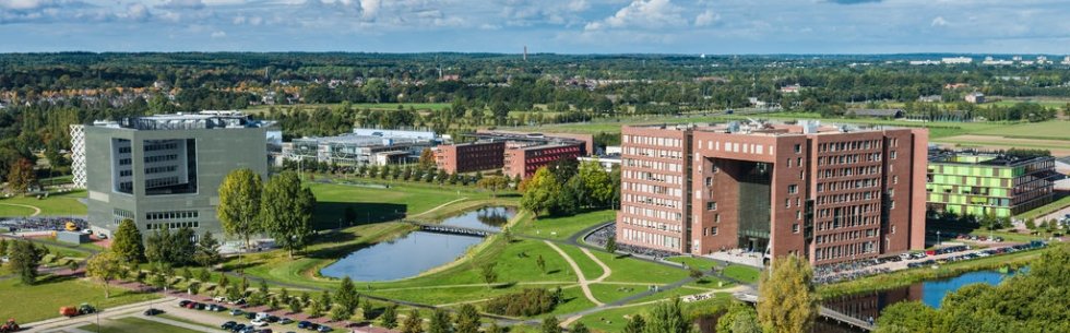 https://www.wur.nl/upload_mm/7/6/a/055f6312-98e0-4479-8fff-dc7caa3445c4_wageningen_university_campus_980x305_91a37fb1_980x305.jpg