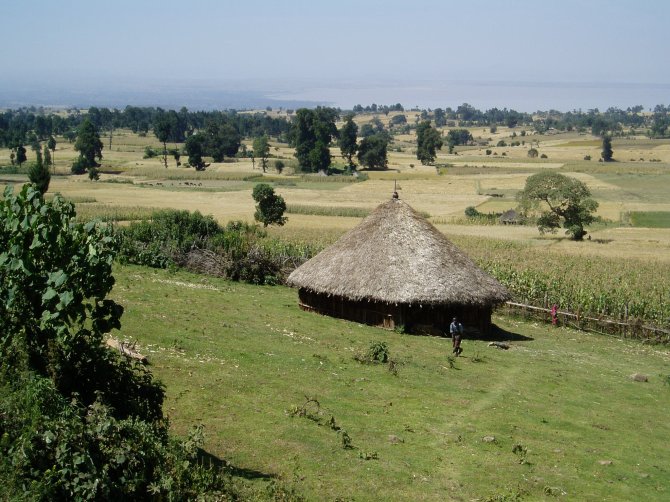 Homestead on the east of Lake Ziway.JPG