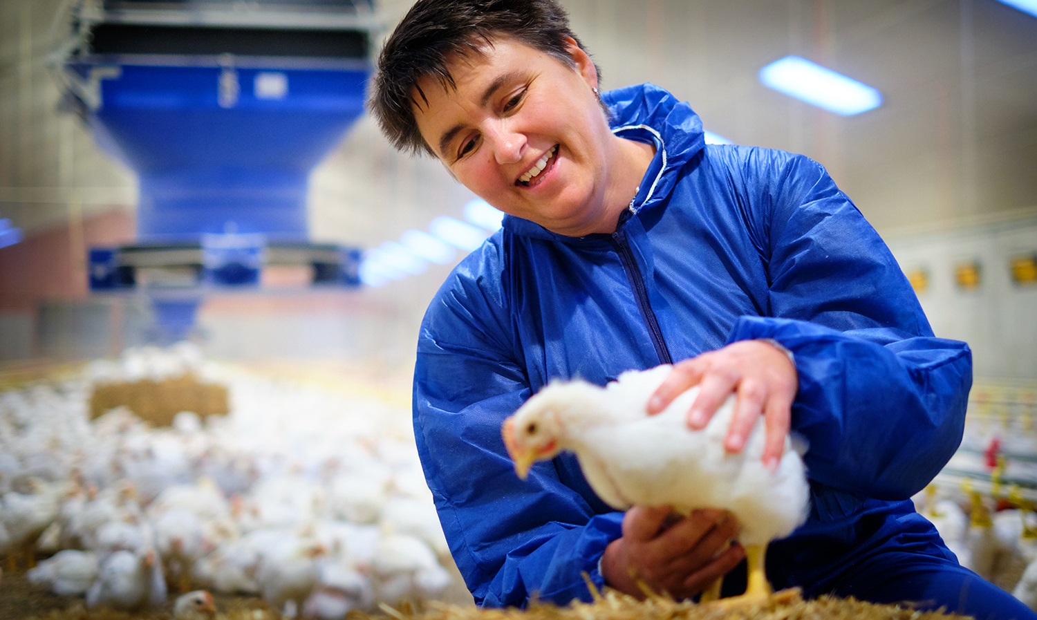 Ingrid de Jong holding a broiler